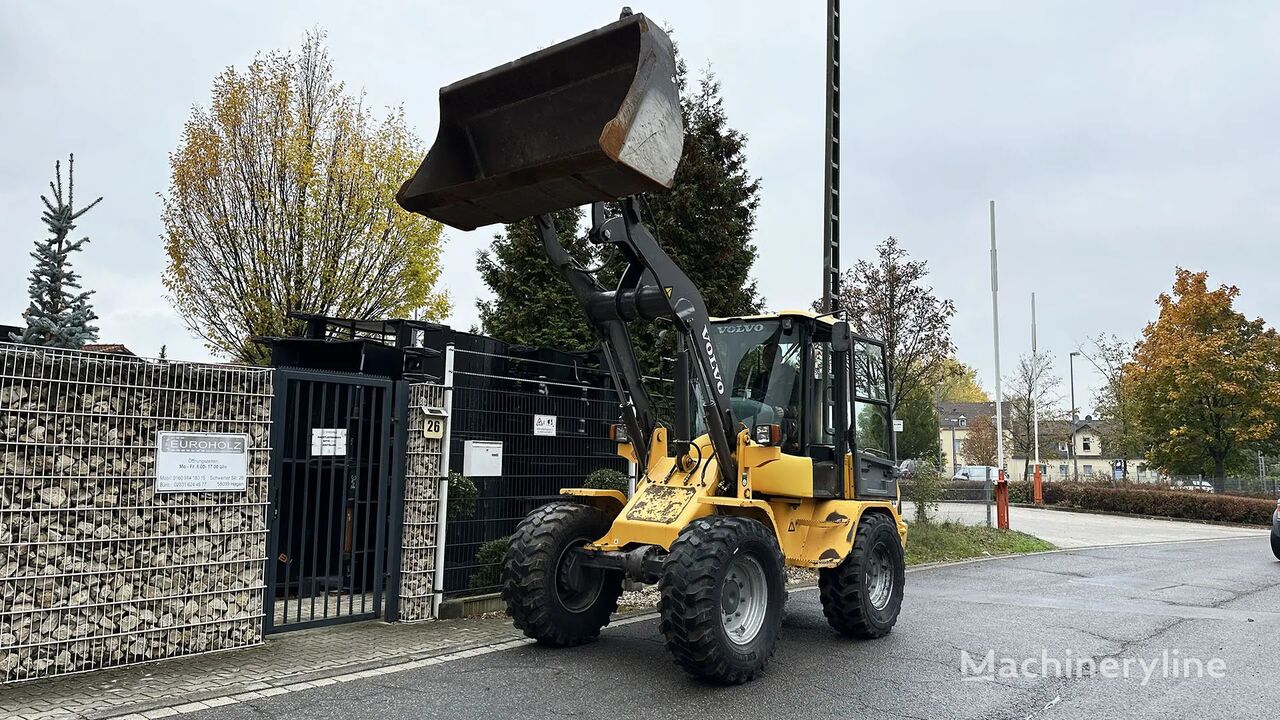 фронтальний навантажувач Volvo L 30 B