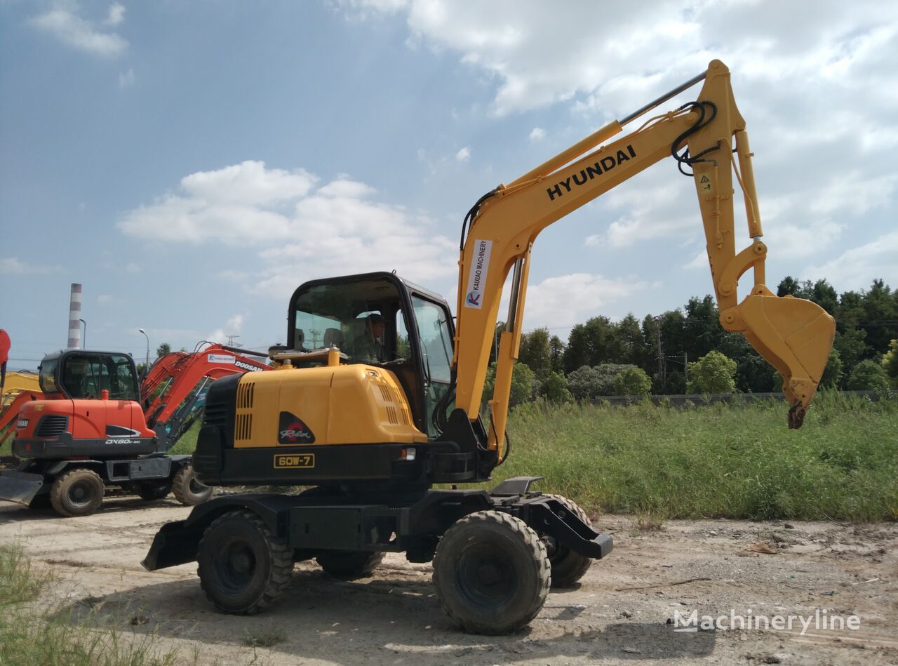 колісний екскаватор Hyundai R60w-7