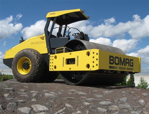 коток ґрунтовий BOMAG BW216D-40