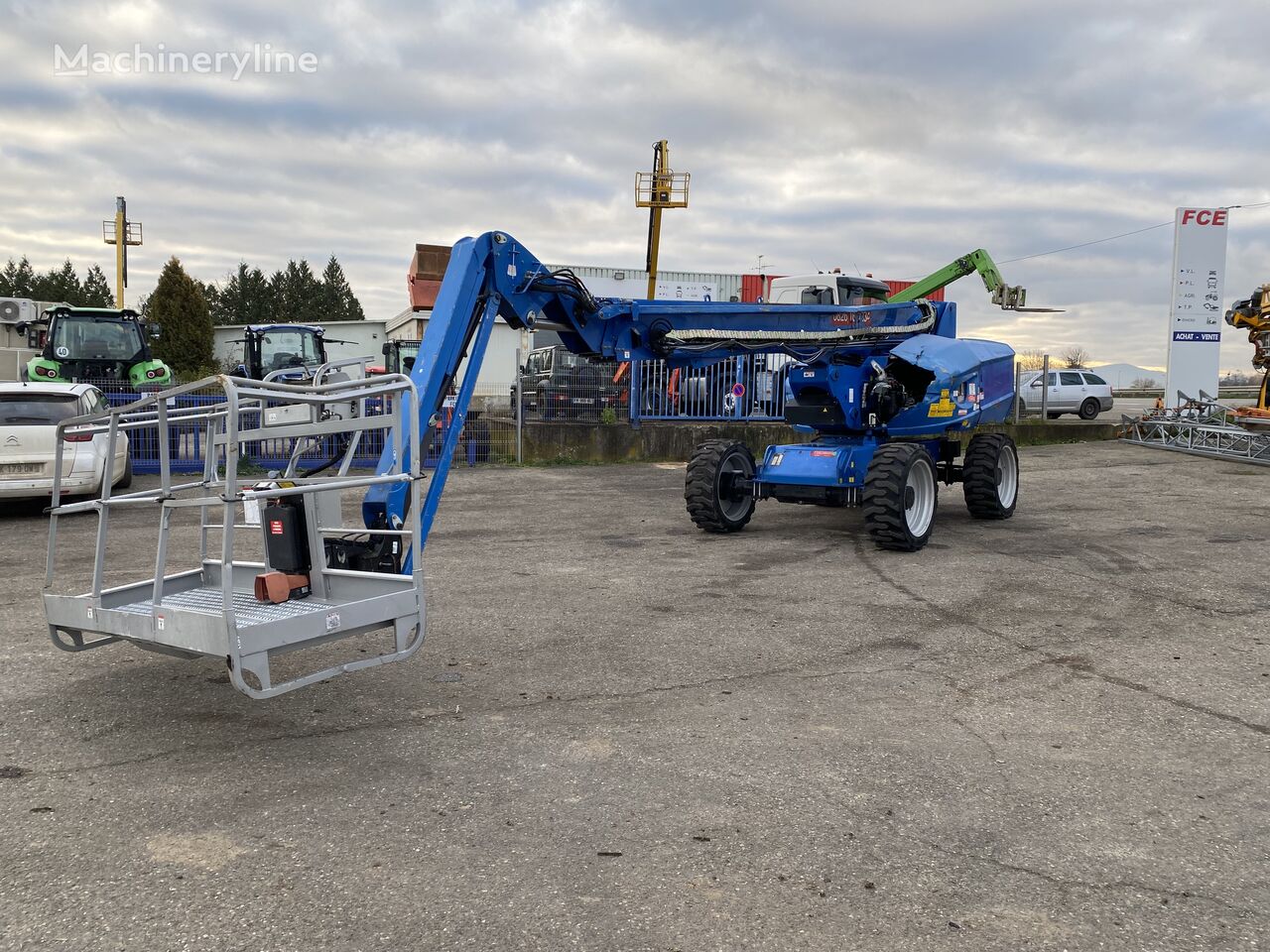 підйомник телескопічний Manitou 260 TJ після аварії