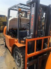 навантажувач вилковий TCM FD50