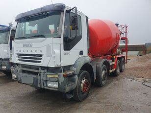 автобетоносмеситель Stetter  на шасси IVECO Trakker 380 8x4, Cursor 13, 12m3 Stetter mixer, manual