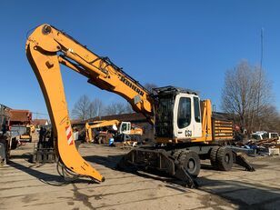 экскаватор для перевалки Liebherr A924C