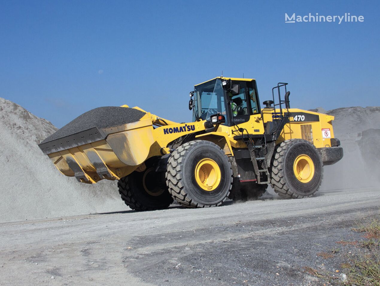 Машинист погрузчика москве. Komatsu погрузчик wa470. Фронтальный погрузчик Komatsu wa470-6a. Komatsu wa470-6. Фронтальный погрузчик Комацу 470.