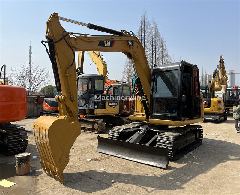 гусеничный экскаватор CAT 308E2