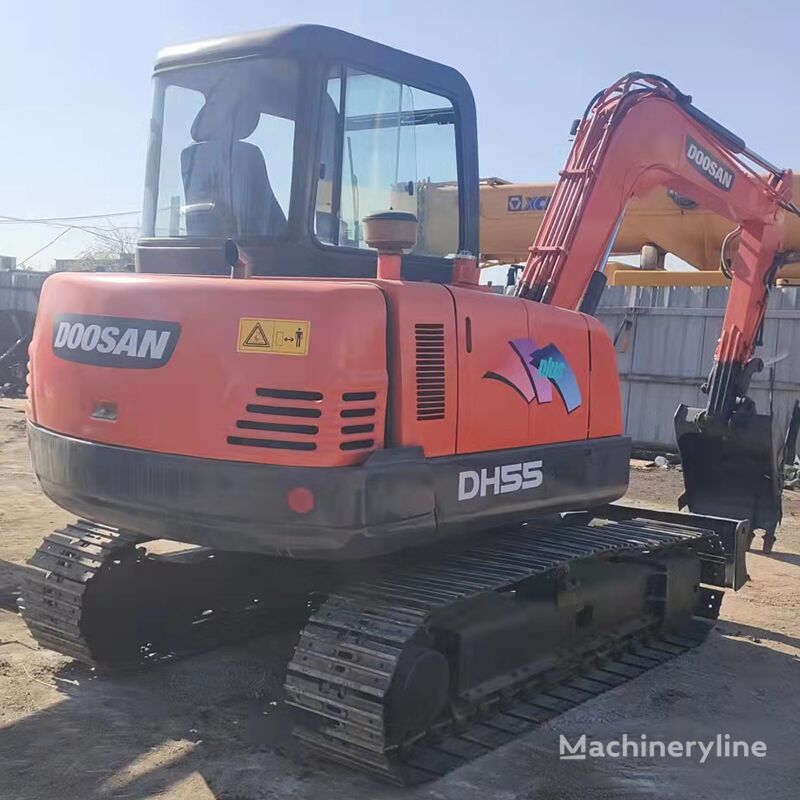 гусеничный экскаватор Doosan DH55