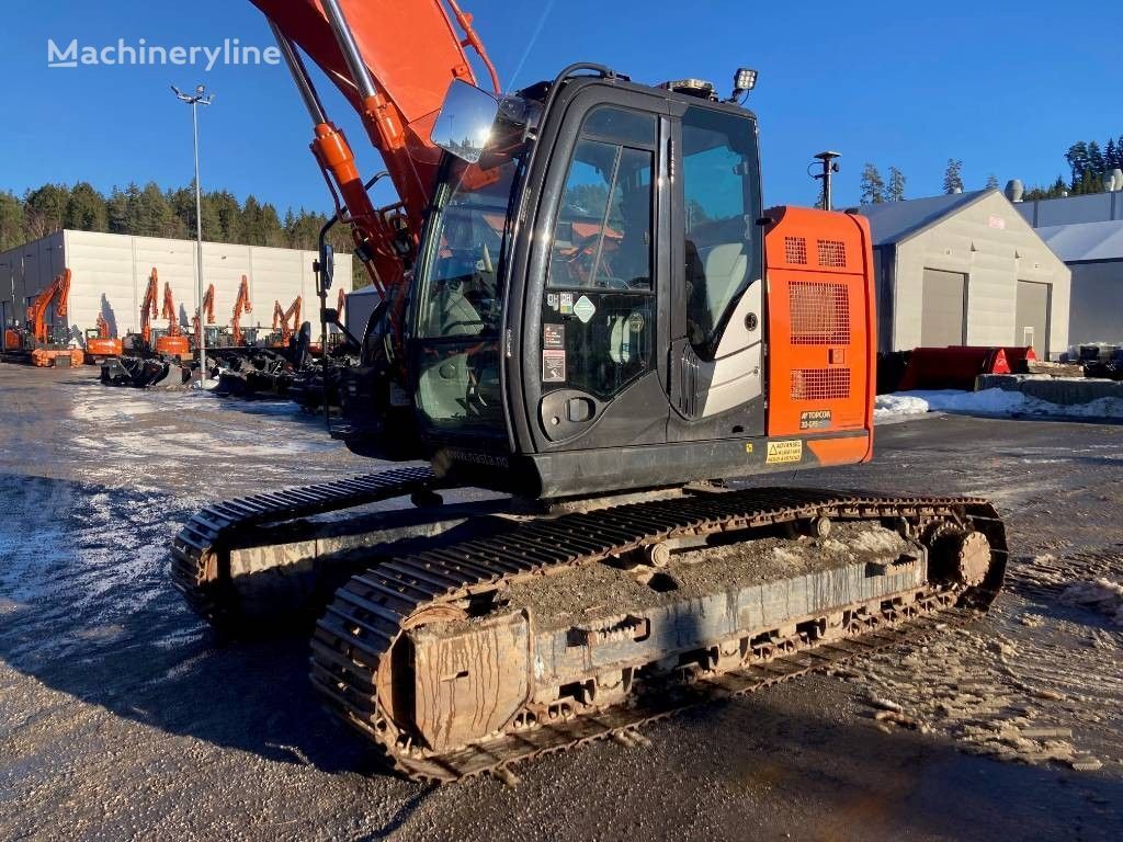 гусеничный экскаватор Hitachi ZX 225 US LC-6