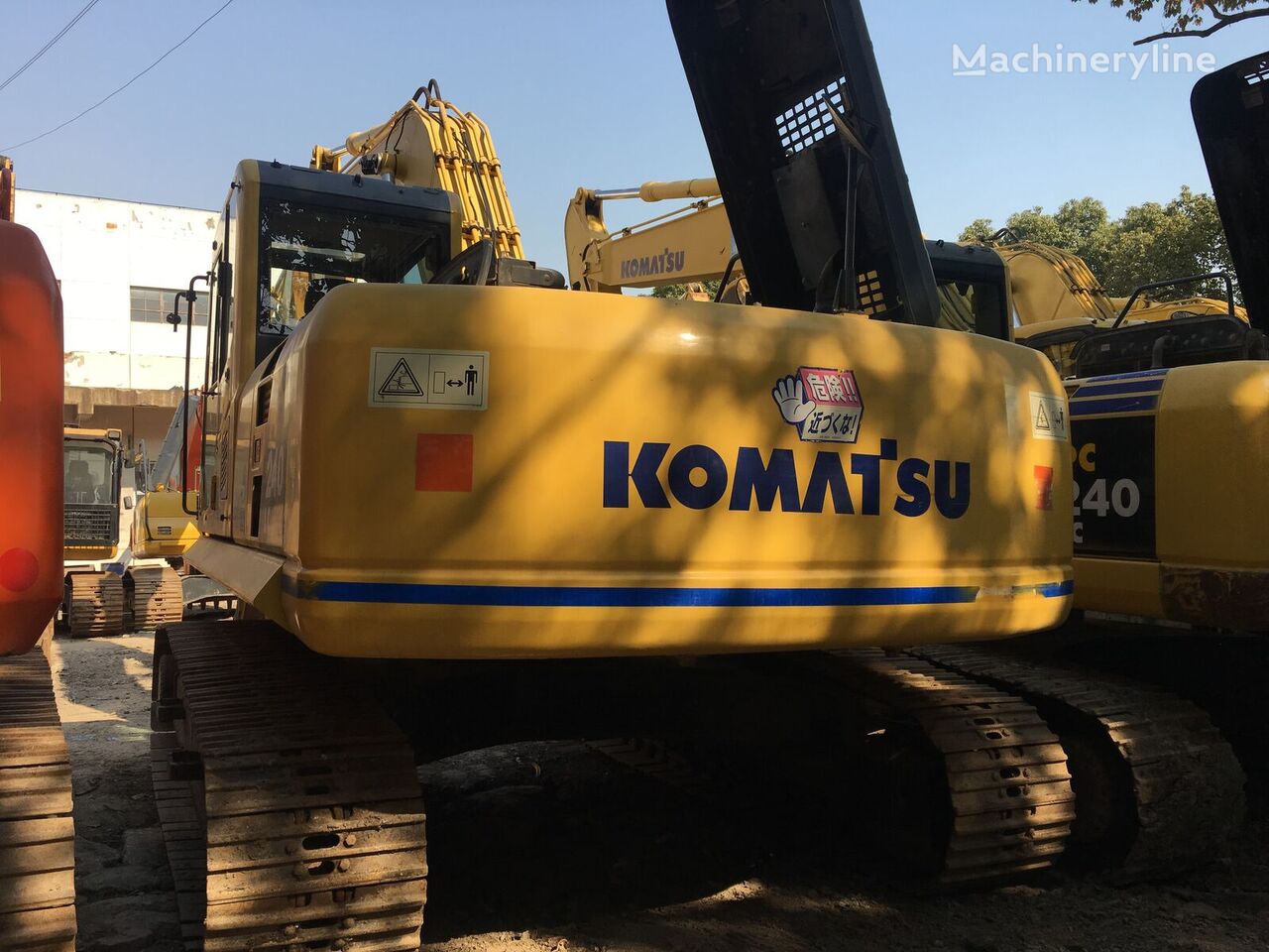 гусеничный экскаватор Komatsu PC240-8