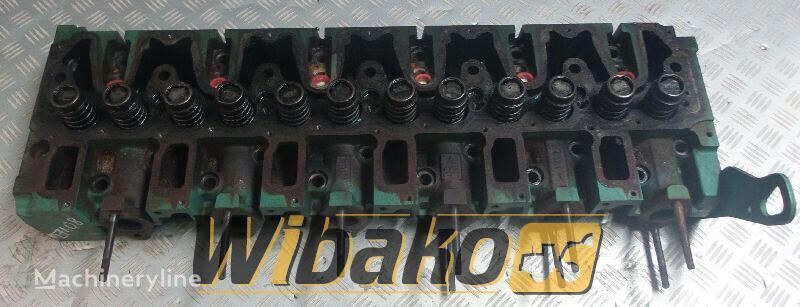 головка блока цилиндров Volvo TAD650 04515636 для экскаватора